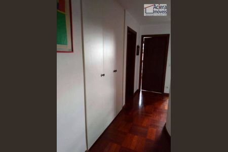 9_photo/94cfaab07d.cafb1a451848d5aa-ATLAS-17177611-ff18-4ffa-9a7d-1384e19ca123.jpg de casa à venda com 4 quartos, 279m² em Granja Viana, Cotia