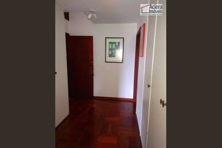 8_photo/94cfaab07d.cafb1a451848d5aa-ATLAS-95e51b1a-fa74-4a20-92cd-559675a68067.jpg de casa à venda com 4 quartos, 279m² em Granja Viana, Cotia