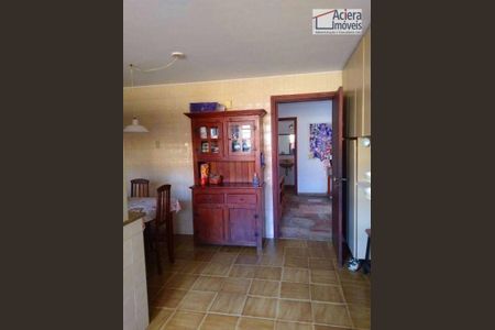 9_photo/94cfaab07d.cafb1a451848d5aa-ATLAS-d5c157ca-f0cc-48f8-99a4-ffec6cd4cffd.jpg de casa à venda com 4 quartos, 279m² em Granja Viana, Cotia