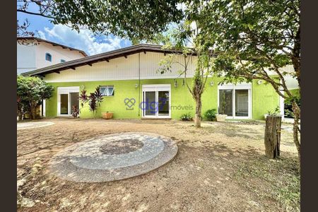 3_photo/94cfaab0f3.dd847d500c8eb9ef-ATLAS-c07a6bc8-3b86-4fe7-bb79-ad3b8913cc06.jpg de casa à venda com 8 quartos, 444m² em Parque Frondoso, Cotia