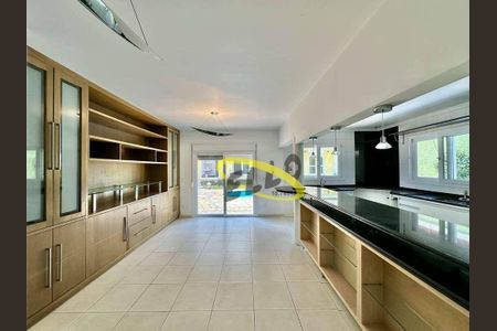 59_photo/94cfaab1af.6709f095d5a71de2-ATLAS-a9cc119d-1f60-4657-9a06-bbba10fcb901.jpg de casa para alugar com 8 quartos, 445m² em Granja Viana, Cotia