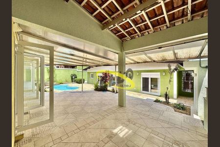 39_photo/94cfaab1af.6709f095d5a71de2-ATLAS-d39d26ad-33c4-41f0-9e41-270d6a61678d.jpg de casa para alugar com 8 quartos, 445m² em Granja Viana, Cotia