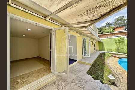 42_photo/94cfaab1bb.d9d71548994f30d8-ATLAS-c263afbe-8baa-4c58-bc75-4f5826d2e1a6.jpg de casa à venda com 8 quartos, 444m² em Granja Viana, Cotia