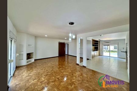 57_photo/94cfaab1bd.93663d0f54b81880-ATLAS-94e572dc-fa71-476b-becf-b82a380037a1.jpg de casa para alugar com 8 quartos, 445m² em Granja Viana, Cotia