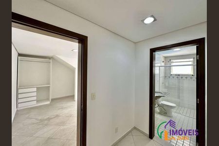 37_photo/94cfaab1bd.93663d0f54b81880-ATLAS-cd688f12-5aa6-4629-badd-6340df5b3acd.jpg de casa para alugar com 8 quartos, 445m² em Granja Viana, Cotia