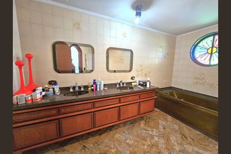 77_photo/94cfaab1cd.daef4070947673a7-ATLAS-58204d8c-b73c-4912-bfc4-13a306e3e379.jpg de casa para alugar com 4 quartos, 1000m² em Granja Viana, Cotia