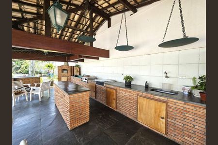 9_photo/94cfaab1cd.daef4070947673a7-ATLAS-73be5e08-11bc-47d8-aa30-78d4ad9c8dc8.jpg de casa à venda com 4 quartos, 1000m² em Granja Viana, Cotia