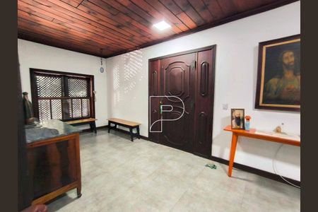 5_photo/94cfaab1d1.90bd9ce7e18c11b8-ATLAS-61e0aa37-1485-477b-881e-9b6897467444.jpg de casa à venda com 4 quartos, 275m² em Granja Viana, Cotia