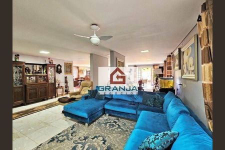 8_photo/94cfaab22f.59abdc00308a7dc6-ATLAS-8f102b4e-339e-44dd-b58e-e9f19c60e064.jpg de casa de condomínio à venda com 5 quartos, 670m² em Granja Viana, Cotia