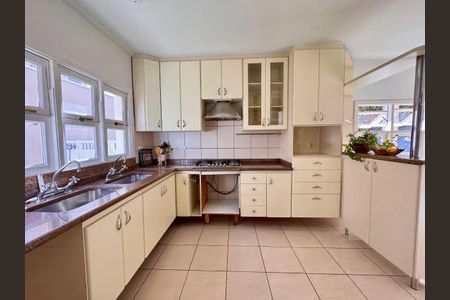 15_photo/94cfaab2c7.1e45c290f45d527b-ATLAS-56ea1d2f-8ea6-4400-841c-b80dc955c2a7.jpg de casa de condomínio à venda com 5 quartos, 501m² em Granja Viana, Cotia