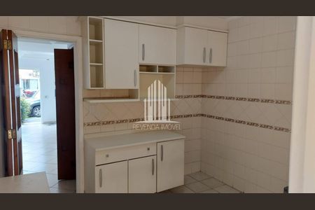 9_photo/94cfaab2cd.8a00a68238a6a06b-ATLAS-65cc6073-6e6e-4cf0-9864-e29545ce4d3d.jpg de casa à venda com 2 quartos, 70m² em Parque Frondoso, Cotia