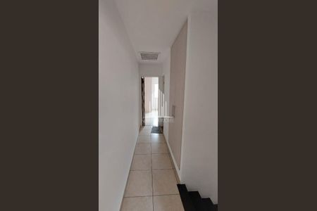 10_photo/94cfaab2cd.8a00a68238a6a06b-ATLAS-a99ac154-5d4f-45e9-81cc-fe0e5739923c.jpg de casa à venda com 2 quartos, 70m² em Parque Frondoso, Cotia