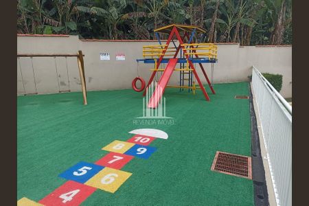 19_photo/94cfaab2cd.8a00a68238a6a06b-ATLAS-cf09412c-e214-45d4-abd6-fc2570e3f1db.jpg de casa à venda com 2 quartos, 70m² em Parque Frondoso, Cotia