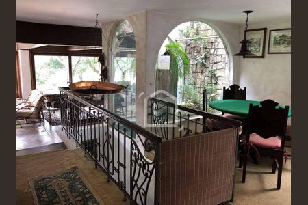 18_photo/94cfaab30d.2f15d505e37c7ac5-ATLAS-ccedf519-de56-4b57-82d8-7c79308d4e32.jpg de casa à venda com 4 quartos, 800m² em Granja Viana, Cotia