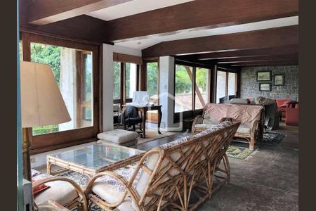 13_photo/94cfaab30d.2f15d505e37c7ac5-ATLAS-e50bafa5-2708-4c75-8223-1bcefdc2b3e9.jpg de casa à venda com 4 quartos, 800m² em Granja Viana, Cotia