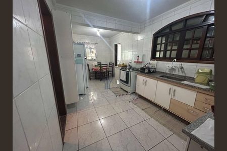 21_photo/94cfaab323.c1dc00249eefaead-ATLAS-55395447-0d16-4202-bf1f-df81e689296b.jpg de casa à venda com 6 quartos, 340m² em Granja Viana, Cotia