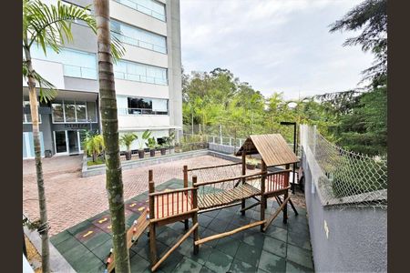 97_photo/94cfaab345.62f3253abd17be6c-ATLAS-9bfb21f6-29b8-4127-a5f2-ca1f9ac6f8e5.jpg de apartamento para alugar com 3 quartos, 249m² em Granja Viana, Cotia