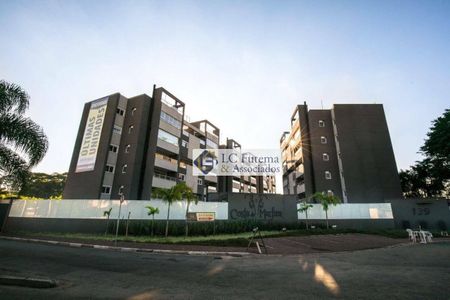 5_photo/94cfaab345.75f6d3c641017e50-ATLAS-07b4c468-dbb4-492a-b7d4-e65be02e3e83.jpg de apartamento à venda com 3 quartos, 104m² em Granja Viana, Cotia