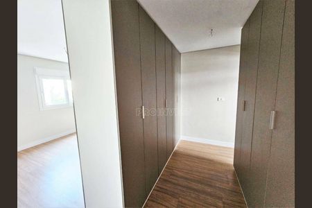 57_photo/94cfaab345.935c805baf9a7d1f-ATLAS-994d23bf-5b0f-40b1-bf2b-7bafce9b123e.jpg de apartamento à venda com 3 quartos, 248m² em Granja Viana, Cotia