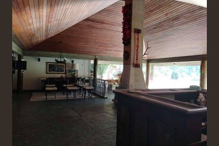 8_photo/94cfaab3cb.ceff8192393c33de-ATLAS-efad01fa-760f-4f64-90c3-a5350bfebad2.jpg de casa à venda com 5 quartos, 300m² em Parque Frondoso, Cotia