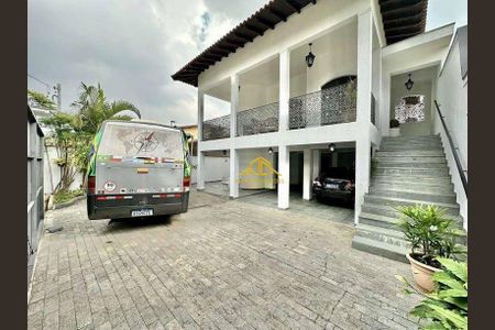 4_photo/94cfaab459.d064f87ba2f4a60c-ATLAS-df05c766-4861-43ee-8aa2-8bd04d0b1e6a.jpg de casa à venda com 5 quartos, 432m² em Horizontal Park, Cotia