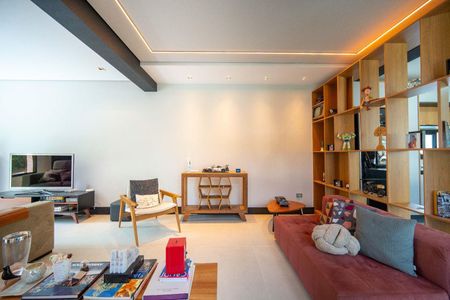 3_photo/94cfaab47f.4cea1a0b3f6bbd2f-ATLAS-06e9886f-3cbc-4c8a-b641-008da6b838a7.jpg de casa à venda com 4 quartos, 360m² em Granja Viana, Cotia