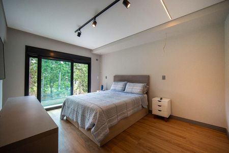 9_photo/94cfaab47f.4cea1a0b3f6bbd2f-ATLAS-5b8ba423-8337-4135-abfd-c113661e4010.jpg de casa à venda com 4 quartos, 360m² em Granja Viana, Cotia