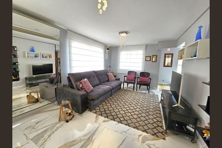 6_photo/94cfaab4ad.7a69ff73eb43ff8d-ATLAS-ec7f93c1-bc4b-497a-aba1-b47b3af5b261.jpg de casa à venda com 4 quartos, 220m² em Lageadinho, Cotia