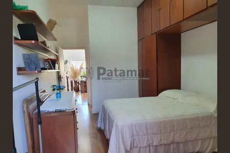 6_photo/94cfaab59d.0435190f6de6ffa1-ATLAS-3edd88f8-4537-44dc-b117-caa12e46de17.jpg de casa de condomínio à venda com 3 quartos, 320m² em Jardim Barbacena, Cotia