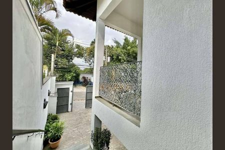 8_photo/94cfaab5a9.deba92e89ef37307-ATLAS-1ae610f5-369e-4bf0-8f96-b3a8d6a2df3b.jpg de casa à venda com 4 quartos, 432m² em Horizontal Park, Cotia