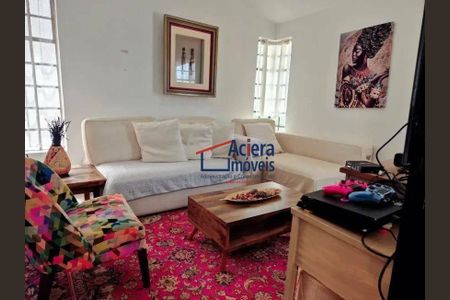 47_photo/94cfaab673.732b7fd8aaa5f07d-ATLAS-5eb0e2ca-d9d2-4236-a15b-d950bac709ac.jpg de casa à venda com 4 quartos, 360m² em San Diego Park, Cotia