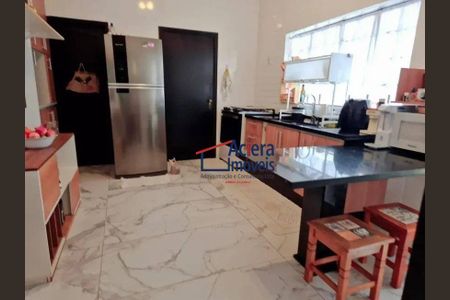 23_photo/94cfaab673.732b7fd8aaa5f07d-ATLAS-ffc7a035-a426-4e52-a5c6-2d24d8a91074.jpg de casa à venda com 4 quartos, 360m² em San Diego Park, Cotia