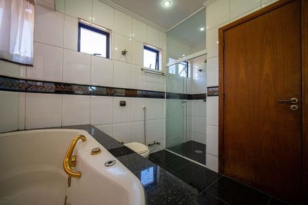 10_photo/94cfaab677.cb4a3f4e1d4d223a-ATLAS-25e7de69-f7e5-44e2-b66d-378a382048af.jpg de casa à venda com 4 quartos, 340m² em San Diego Park, Cotia