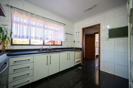 7_photo/94cfaab677.cb4a3f4e1d4d223a-ATLAS-7106f18d-490a-44d3-8a93-f72bfe556da2.jpg de casa à venda com 4 quartos, 340m² em San Diego Park, Cotia