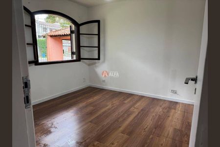 12_photo/94cfaab6b7.ce0e127f29cc1409-ATLAS-6a847565-0434-435f-a52b-0e913c91f7ad.jpg de casa para alugar com 3 quartos, 282m² em Jardim Lambreta, Cotia