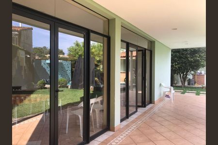 3_photo/94cfaab6f1.8e48f5906dd675de-ATLAS-b3b3240e-2ad5-4646-aae1-e4fa5dc4318d.jpg de casa de condomínio à venda com 3 quartos, 420m² em Horizontal Park, Cotia