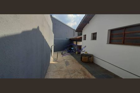 47_photo/94cfaab72d.561dcad3d0cedf12-ATLAS-8f409ba8-e405-4349-bf38-c59ef9064df4.jpg de casa à venda com 3 quartos, 318m² em Jardim Barbacena, Cotia