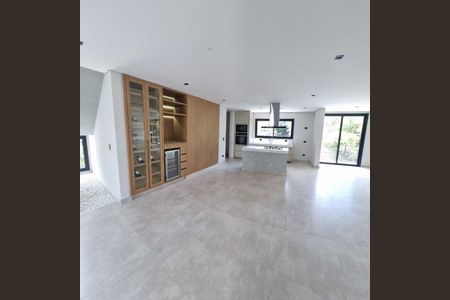 2_photo/94cfaab753.6bc6d6e3d41508d6-ATLAS-efc57ec7-bdaf-4539-a7ea-8dfaabfbff6c.jpg de casa à venda com 4 quartos, 319m² em Jardim Barbacena, Cotia