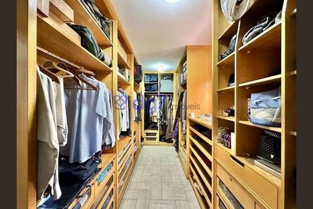 24_photo/94cfaab75d.93b8fa184532727f-ATLAS-0a761adc-7af7-4c8f-88a0-91c8848af00c.jpg de apartamento à venda com 3 quartos, 604m² em Jardim Barbacena, Cotia