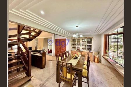 4_photo/94cfaab75d.93b8fa184532727f-ATLAS-30d69ca9-0c3c-479c-a7ca-344d272fae4b.jpg de apartamento à venda com 3 quartos, 604m² em Jardim Barbacena, Cotia