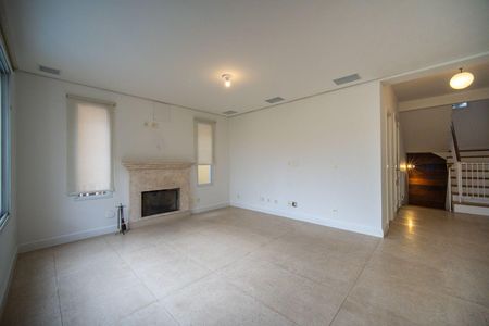 5_photo/94cfaab785.adbb37f92a381176-ATLAS-d563d410-2a46-4d93-805b-207389acee88.jpg de casa para alugar com 4 quartos, 352m² em Horizontal Park, Cotia