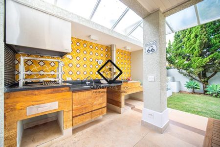 5_photo/94cfaab78d.adbb37f92a381176-ATLAS-2b6a23c4-bc4d-4a8a-8ecd-2301525a20b0.jpg de casa de condomínio à venda com 3 quartos, 215m² em Horizontal Park, Cotia