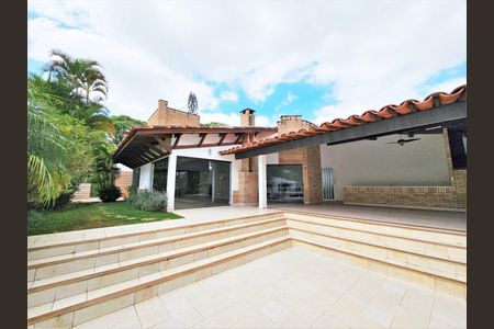 1_photo/94cfaab821.873c8b8e47666640-ATLAS-df62a3f1-bec8-41bd-be3c-6e10e2e4f58c.jpg de casa de condomínio à venda com 4 quartos, 600m² em Bosque do Vianna, Cotia