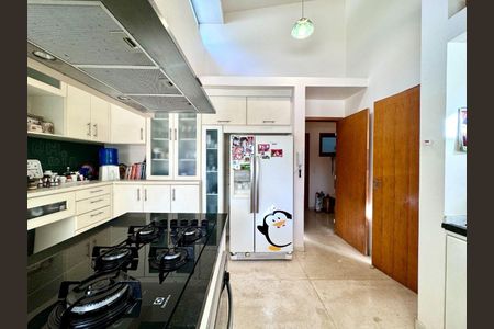 23_photo/94cfaab825.ab293f222e583704-ATLAS-e1c9ee2f-b632-41d4-8e42-4f313b99e6db.jpg de casa de condomínio à venda com 4 quartos, 472m² em Horizontal Park, Cotia