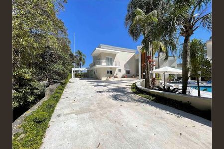 5_photo/94cfaab847.4b1992a7ab35c141-ATLAS-234715b0-9c15-4e42-bc93-73faa6c48bc7.jpg de casa à venda com 4 quartos, 491m² em Bosque do Vianna, Cotia