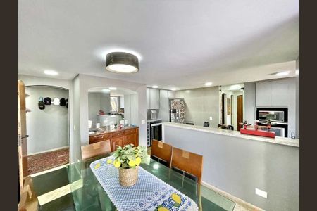 24_photo/94cfaab8a5.c202053c0eb79174-ATLAS-b10da93a-5b0e-42cb-aff9-64c403de41e3.jpg de casa de condomínio à venda com 4 quartos, 548m² em Jardim da Gloria, Cotia