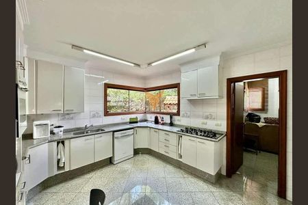 13_photo/94cfaab9a9.a8b057114370f0ae-ATLAS-206f7a5a-3b75-4f6d-810e-546d6868c7d6.jpg de casa à venda com 3 quartos, 604m² em Jardim Barbacena, Cotia