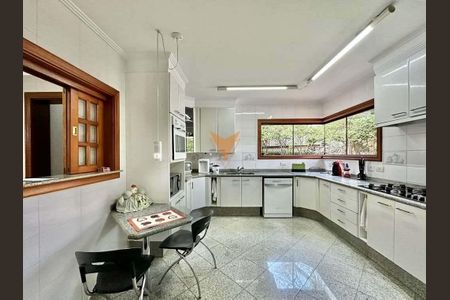 12_photo/94cfaab9a9.a8b057114370f0ae-ATLAS-6a6aa7e4-d4da-4117-af86-b3ab53abe154.jpg de casa à venda com 3 quartos, 604m² em Jardim Barbacena, Cotia