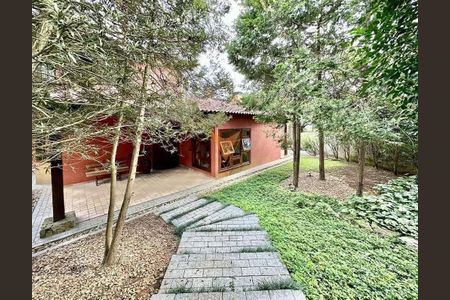 4_photo/94cfaab9a9.a8b057114370f0ae-ATLAS-8e0bc716-606a-4599-9e4f-8b7a490a0628.jpg de casa à venda com 3 quartos, 604m² em Jardim Barbacena, Cotia