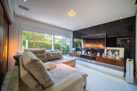 2_photo/94cfaab9ab.ceff8192393c33de-ATLAS-167bbefc-d1a6-467b-a814-d6b4b20be9c3.jpg de casa à venda com 4 quartos, 491m² em Bosque do Vianna, Cotia